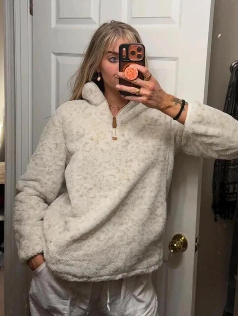 KatyDid Size M White and Beige Teddy-fleece Quarter Zip Pull Over Sweater